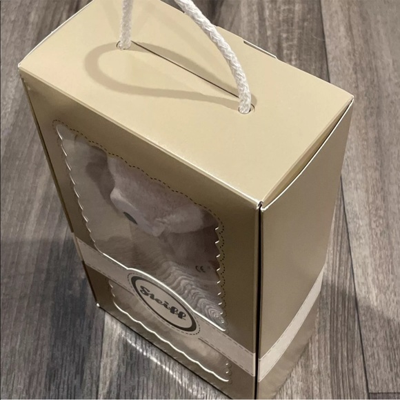 Brand New Steiff Hello Baby Leah Teddy Bear Grip Toy With Rattle Brown Bear - Picture 8 of 8